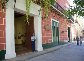 Hostal Conde de Villanueva Hotel